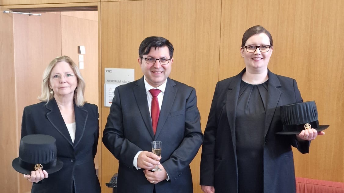 Mobile Futures researcher Hamed Ahmadinia has successfully defended his thesis